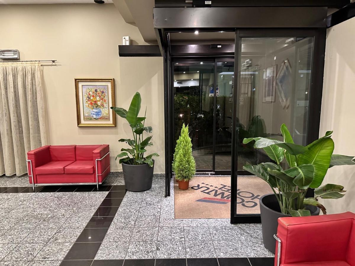孔图尔酒店 比纳斯科 外观 照片